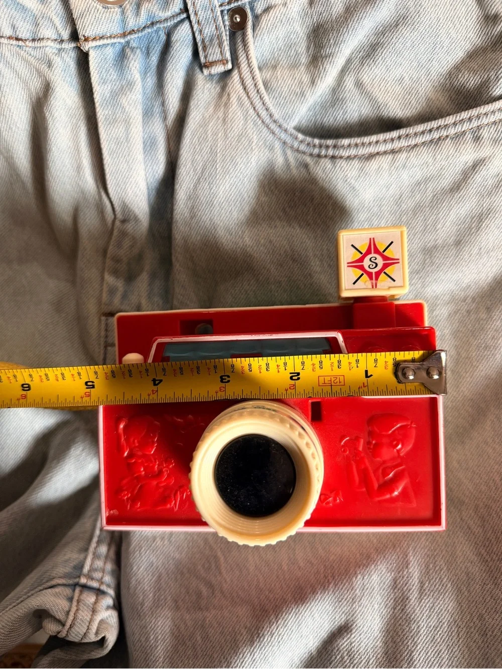 Vintage Fisher-Price Changeable Picture Disc Camera Toy Red Cream Retro